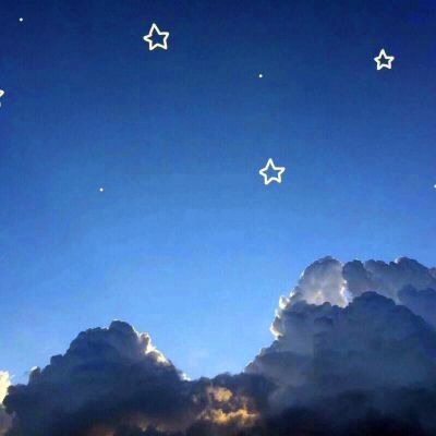 心宿增四旁多彩的恒星与星云